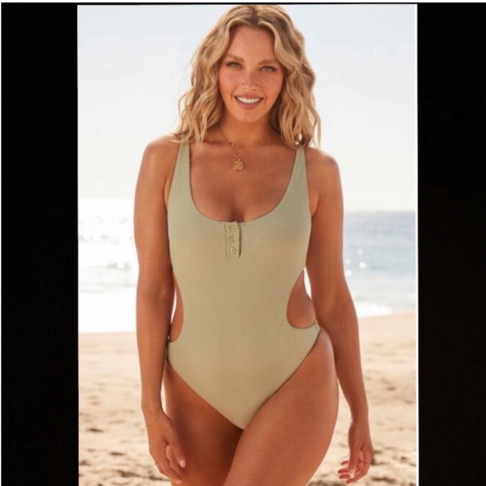 Camille Kostek The Tayla Monokini one piece swimsuit